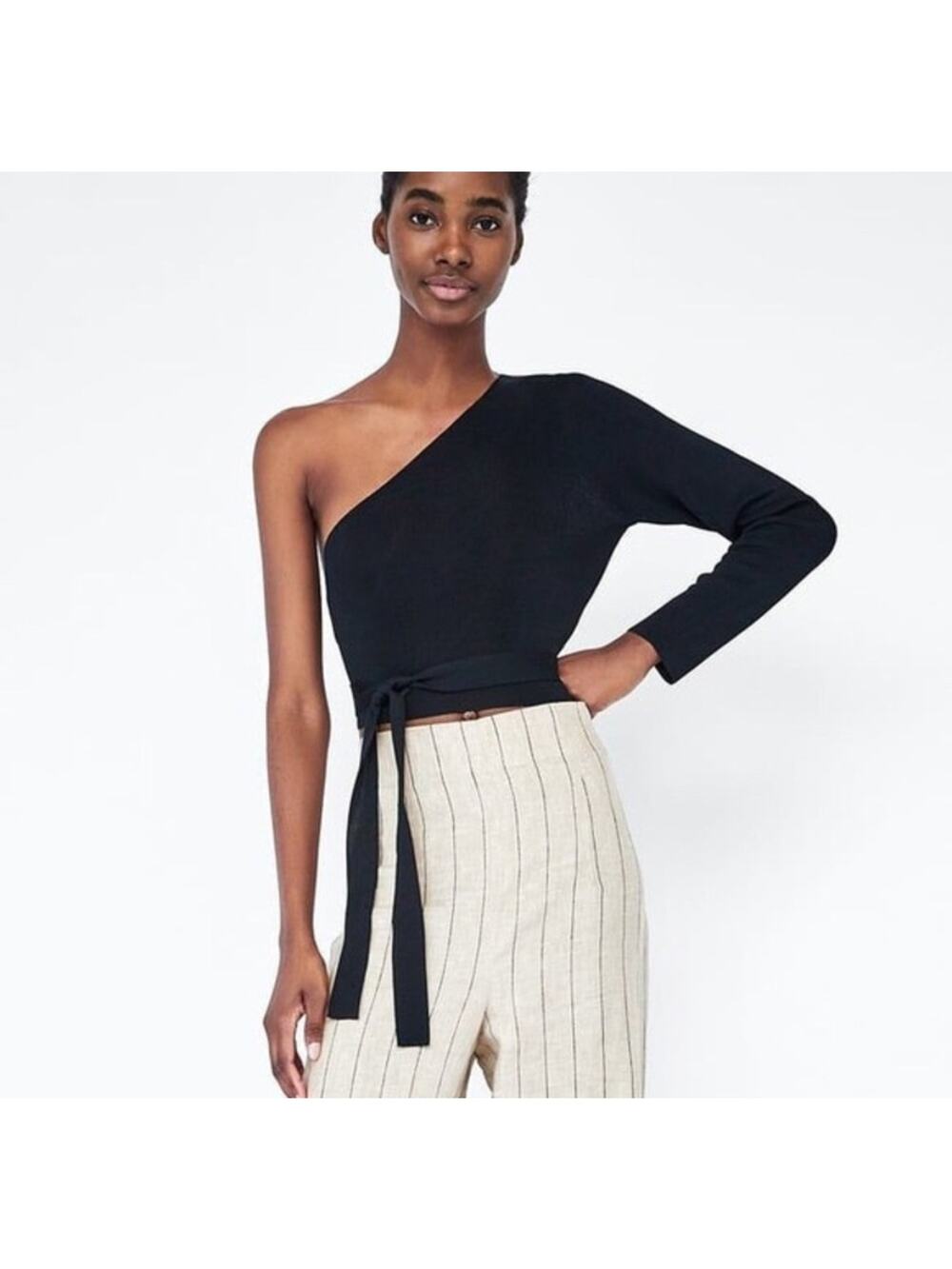 Zara Black One-Shoulder Long-Sleeve Crop Top